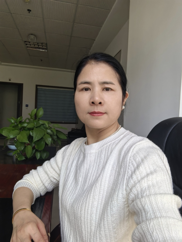 乔麦的第一张照片--十堰闪婚服务中心